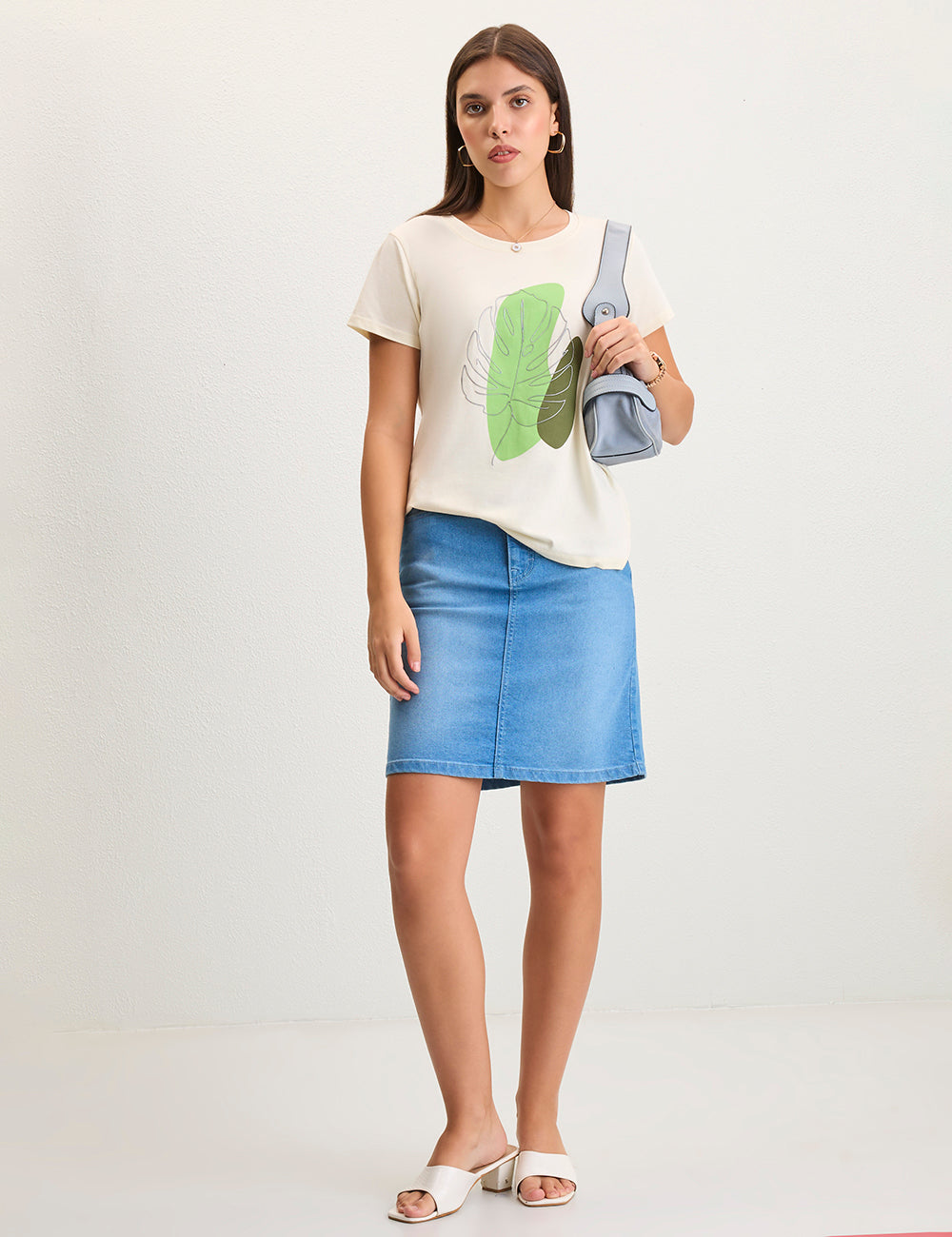 Off white tropical print tshirt